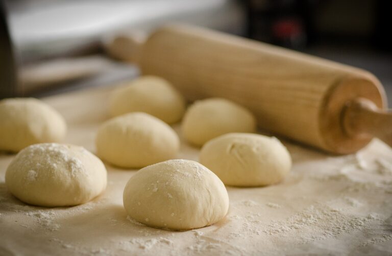 Ricetta Pasta Per La Pizza Come Farla Alla Perfezione Come Star Bene