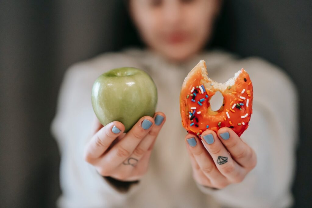 ragazza con urina maleodorante perché mangia dolci