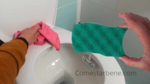 Macchie gialle nel wc? Con il trucchetto dell’acido citrico risolverai il tuo problema! Ti spiego come fare