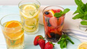 Come preparare l’acqua detox, gustosa e rinfrescante