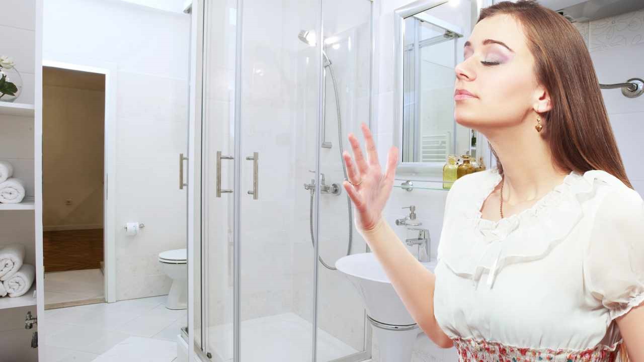 Come eliminare la puzza di fogna in bagno! - Vivo di Benessere