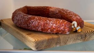 Consigli per conservare al meglio i salumi ed evitare che ammuffiscano