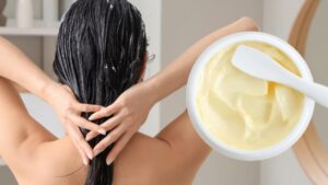 Capelli secchi e deboli? La maschera alla banana fai da te fa al caso tuo