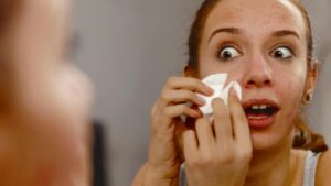 Come eliminare il trucco con 4 rimedi tutti naturali