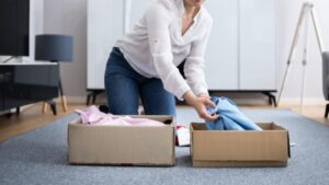 Scopri il segreto per una casa ordinata e senza stress: la guida definitiva al decluttering efficace!