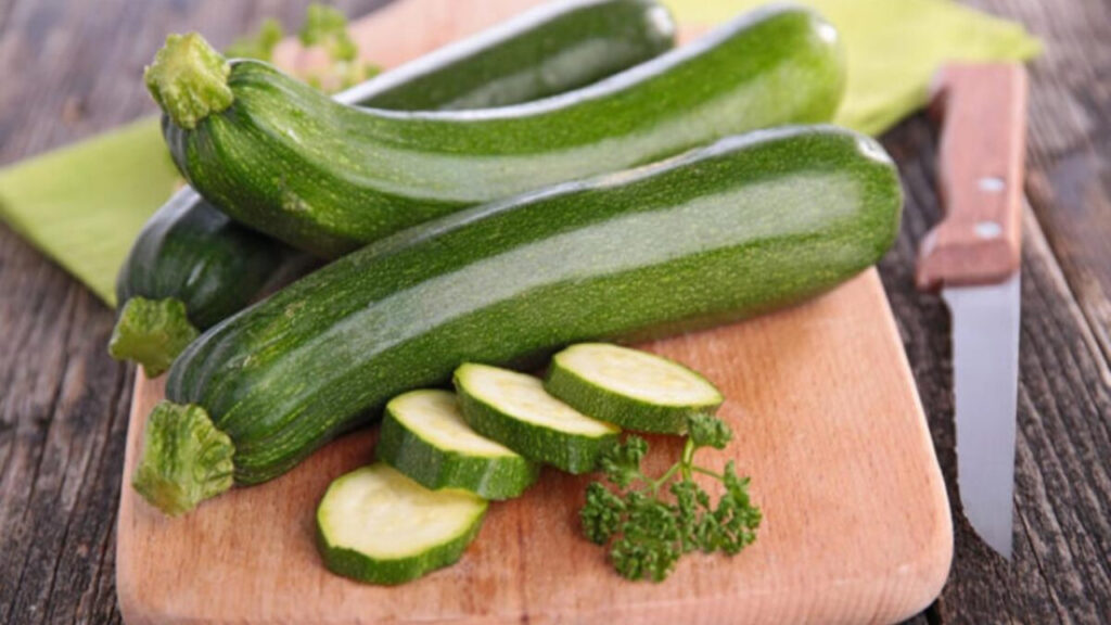 Perché cucinare le zucchine con la buccia offre un vantaggio nutrizionale sorprendente