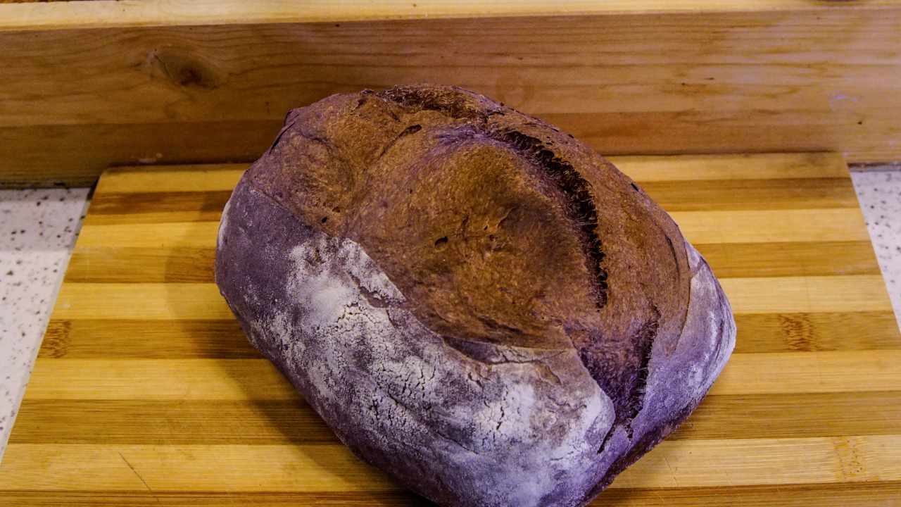 benefici pane viola