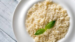 Il famoso risotto alle 3 P: un primo piatto raffinato da preparare in meno di 30 minuti