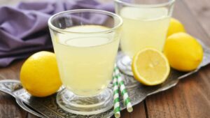 Ricetta e benefici del bicarbonato di sodio con acqua e limone